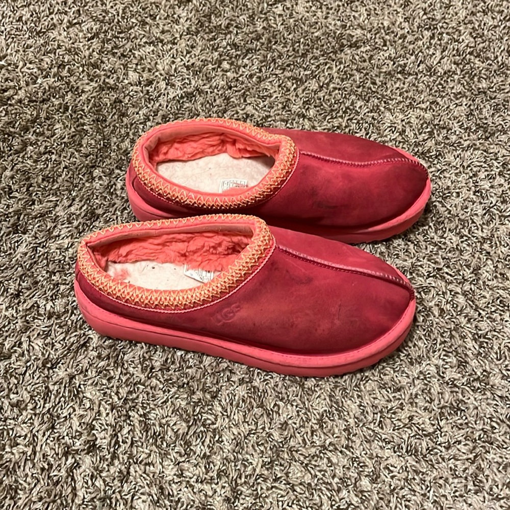 Ugg slides color pink size 10 women